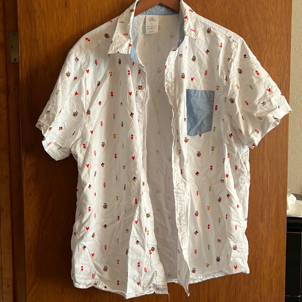 Disney Mens Short Sleeve Button Up Shirt Food Snacks Print White Size XL
